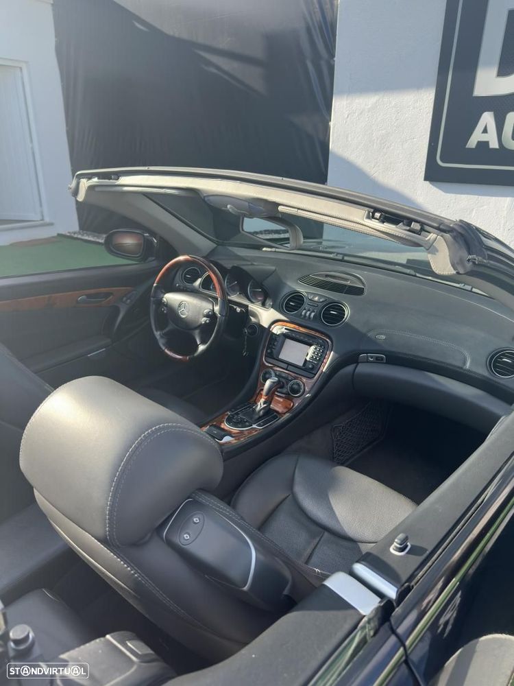 Mercedes-Benz SL 500 Standard - 22