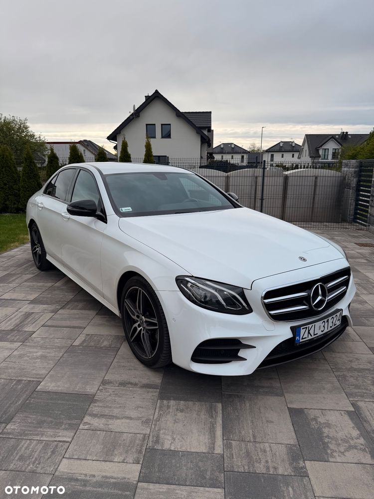 Mercedes-Benz Klasa E 220 d 4-Matic 9G-TRONIC - 1