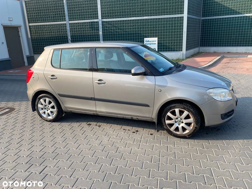 Skoda Fabia - 3