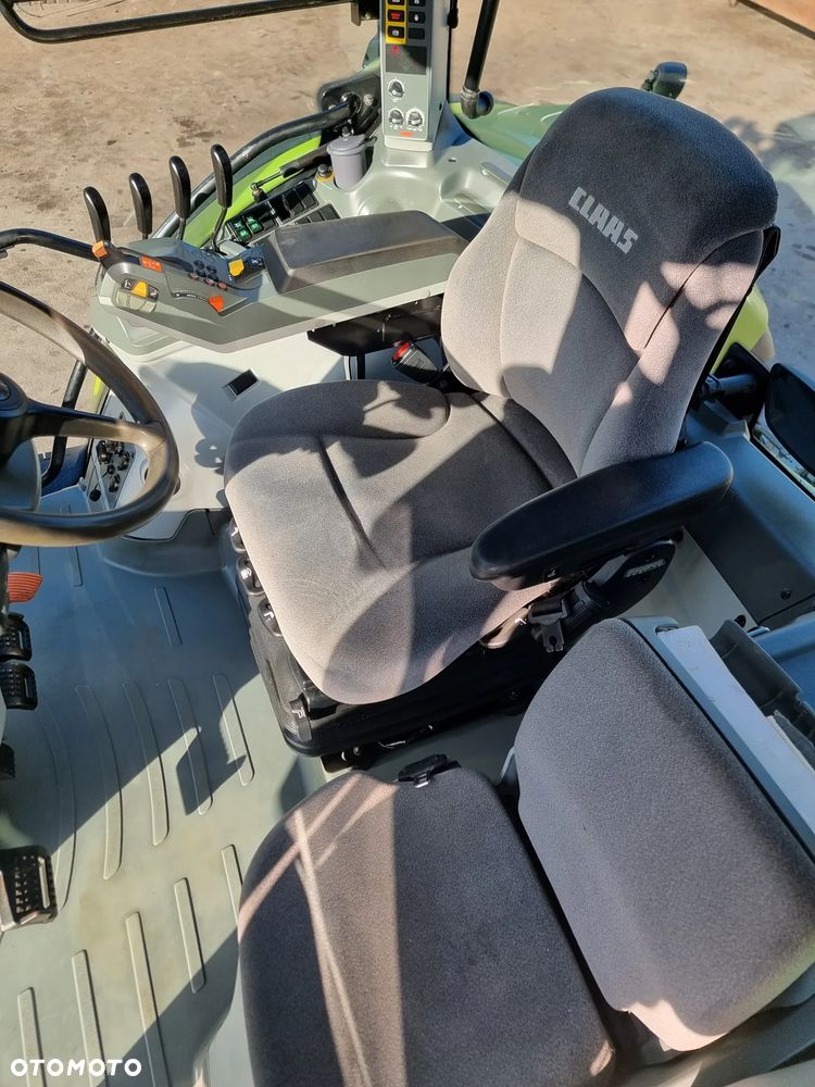 Claas Arion 530 - 17