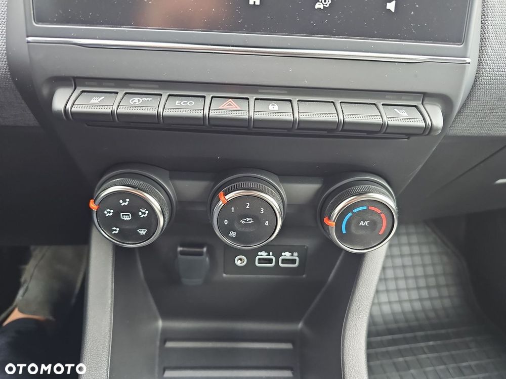 Renault Clio 1.0 TCe Evolution - 21