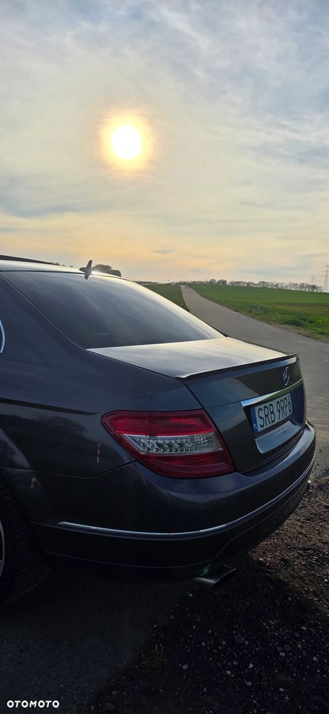Mercedes-Benz Klasa C 320 CDI Avantgarde 4-Matic - 7