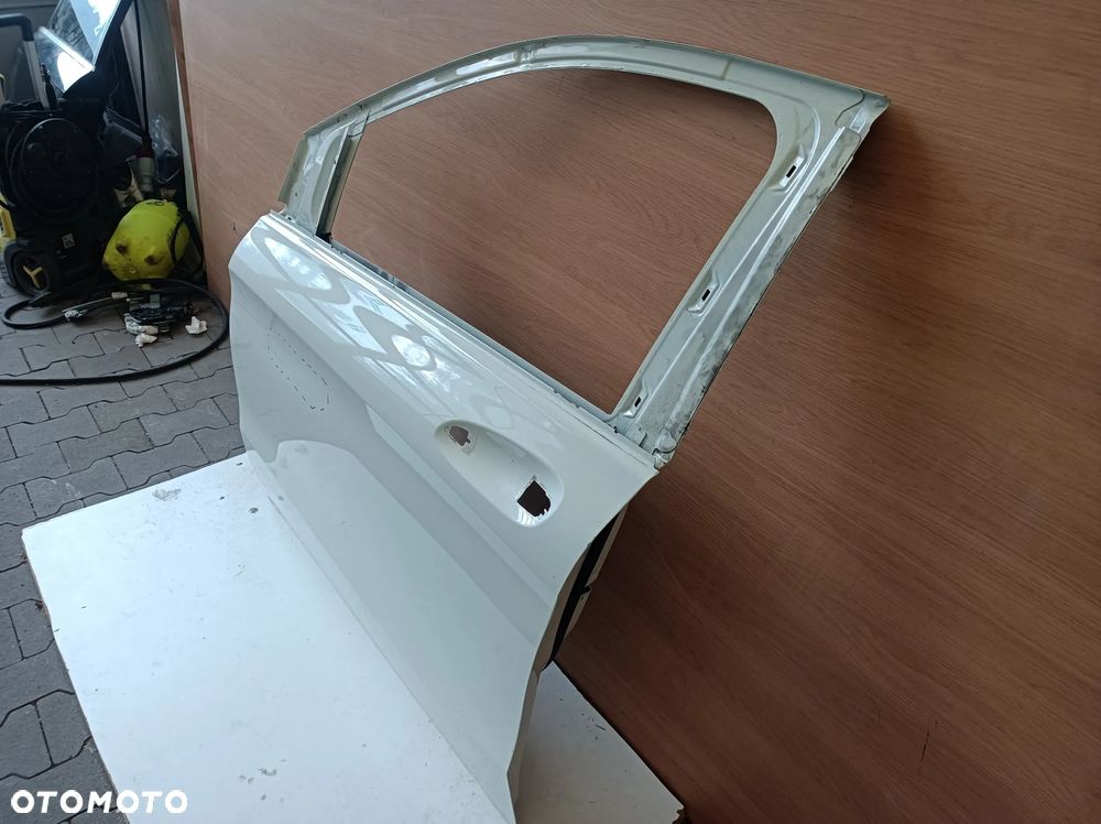 Mercedes B Klasa W246 drzwi lewy przód - 2
