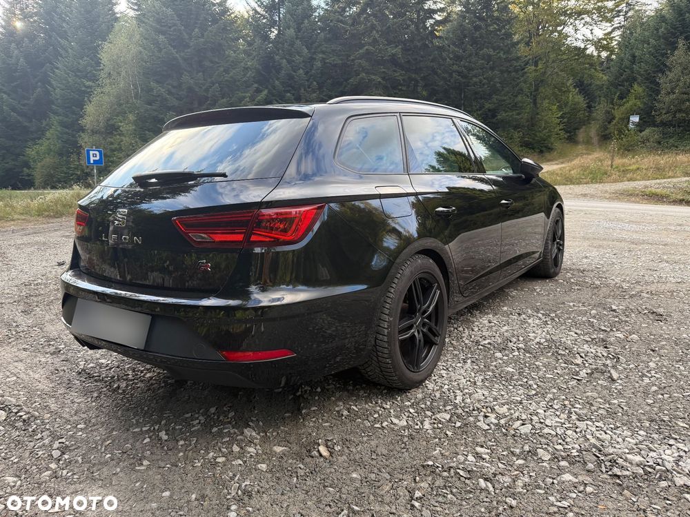 Seat Leon Sportstourer 2.0 TDI DSG FR - 11
