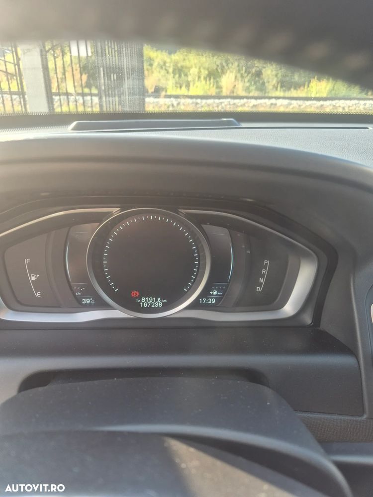 Volvo XC 60 D4 VEA Start-Stop R-Design - 8