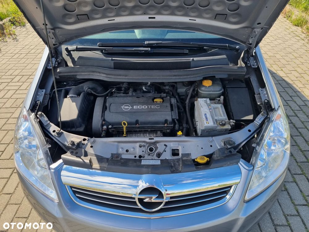 Opel Zafira 1.6 Cosmo - 5