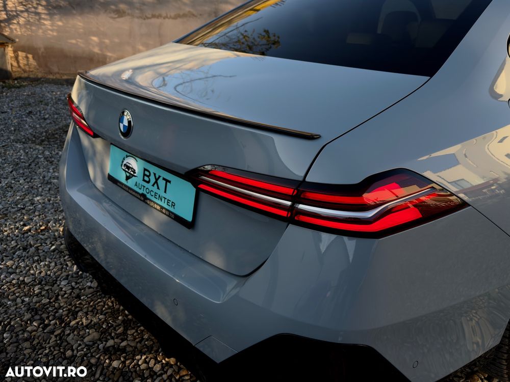 BMW Seria 5 520d AT MHEV - 15
