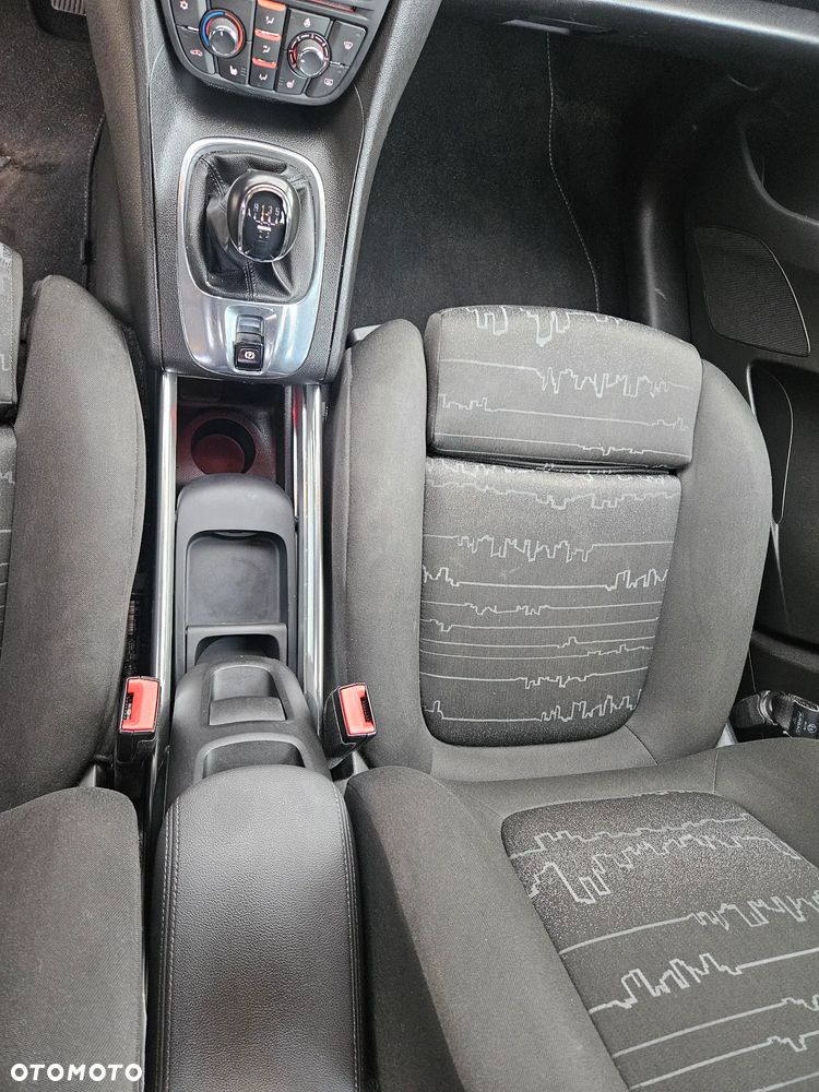 Opel Meriva 1.4 Essentia - 18