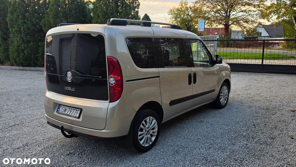Fiat Doblo 2010 photo 4