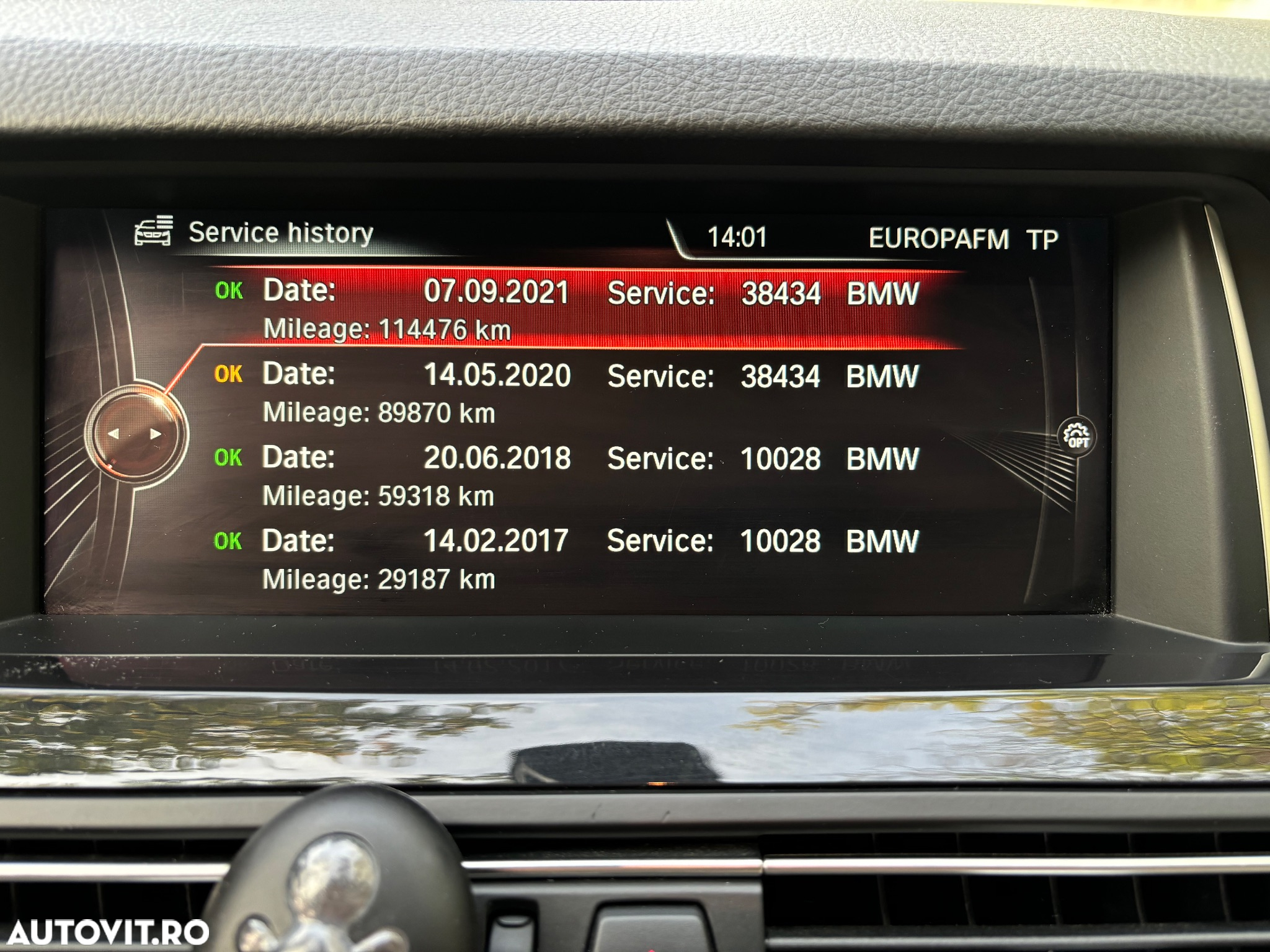 BMW Seria 5 520d Aut. Luxury Line - 11