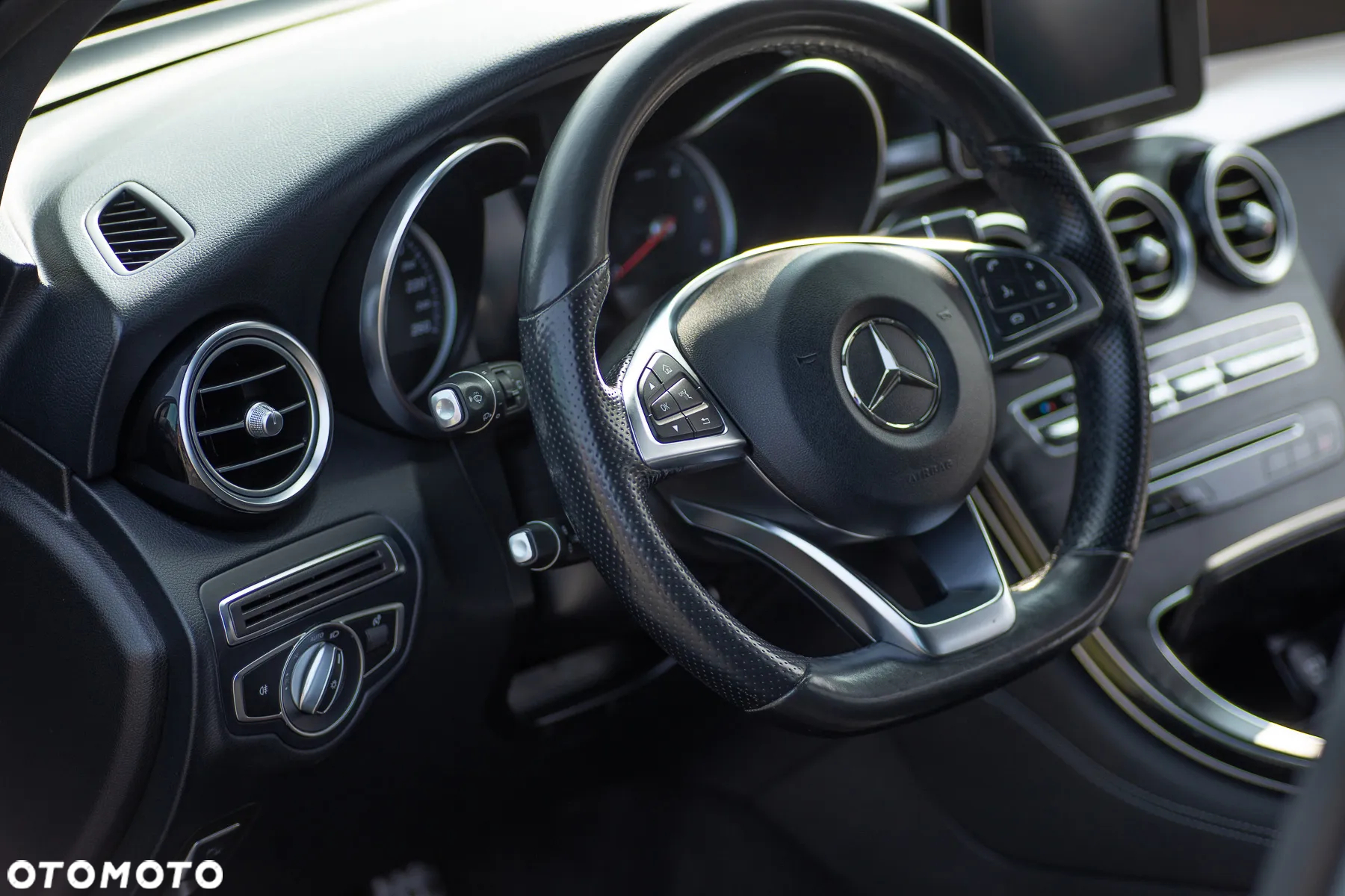 Mercedes-Benz GLC 220 d 4-Matic - 7