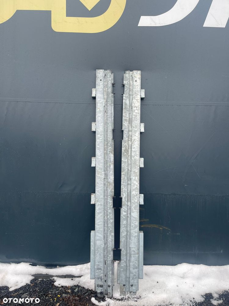 Słupki Stalowe Schmitz 275cm KOMPLET TYŁ - 1