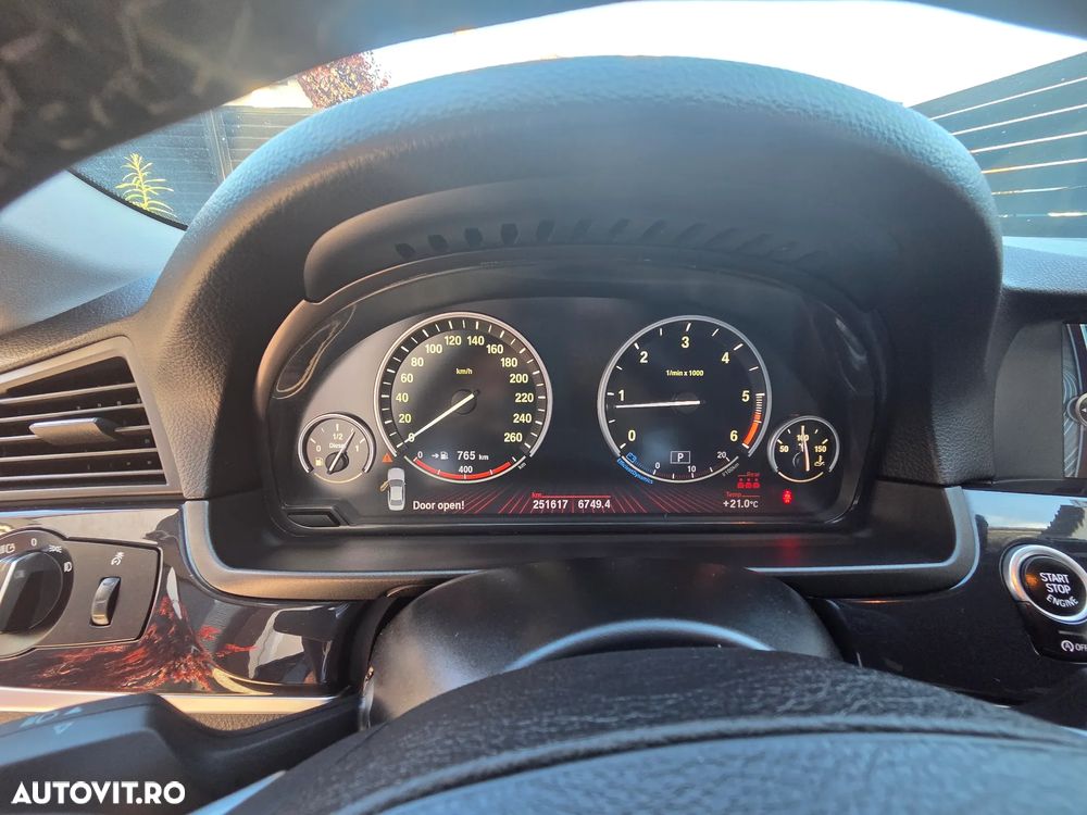 BMW Seria 5 520d Sport-Aut. - 10