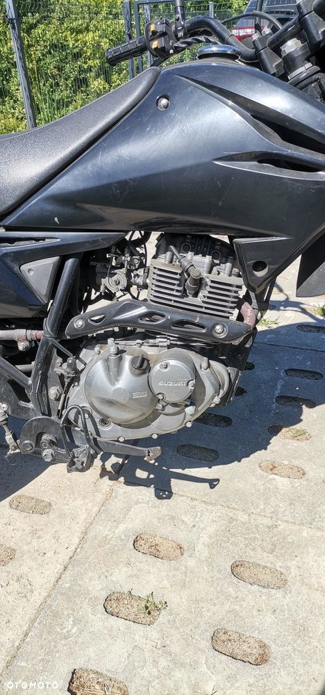 Suzuki DR - 4