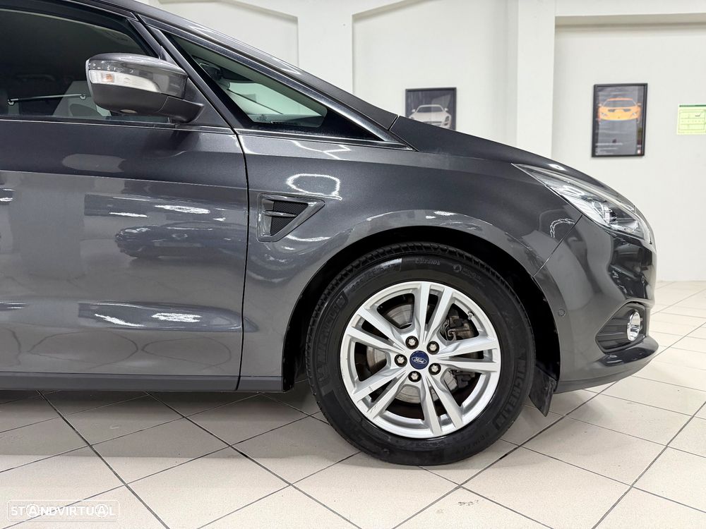 Ford S-Max 2.0 TDCi Titanium - 3