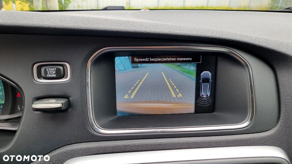 Volvo V40 Cross Country D3 Momentum - 30