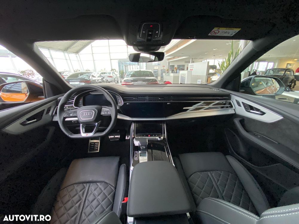 Audi Q8 - 17