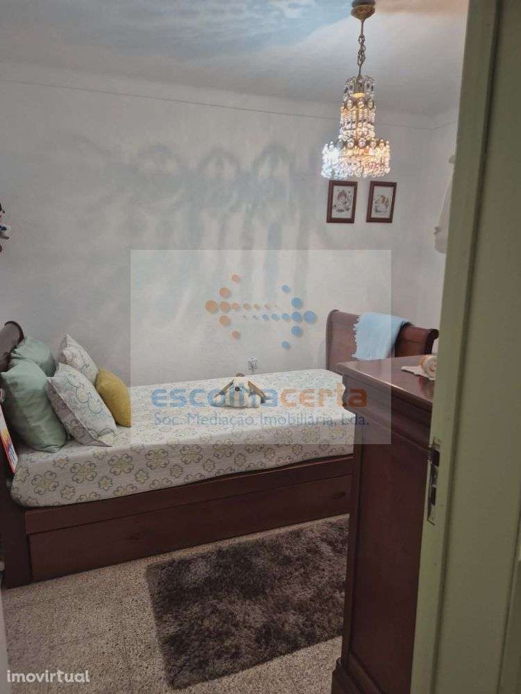 Moradia com 2 habitações + terraço com vista no centro da vila - Grande imagem: 3/17