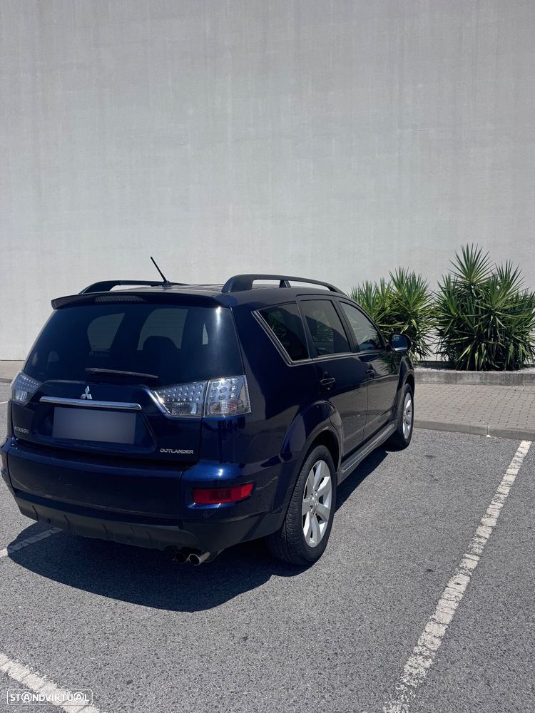Mitsubishi Outlander 2.2 DI-D Intense+ - 3
