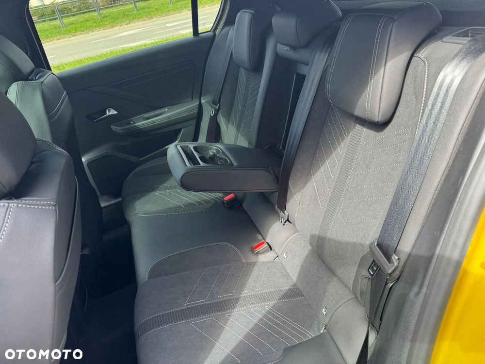 Opel Astra 1.2 T mHEV GS eDTC - 27