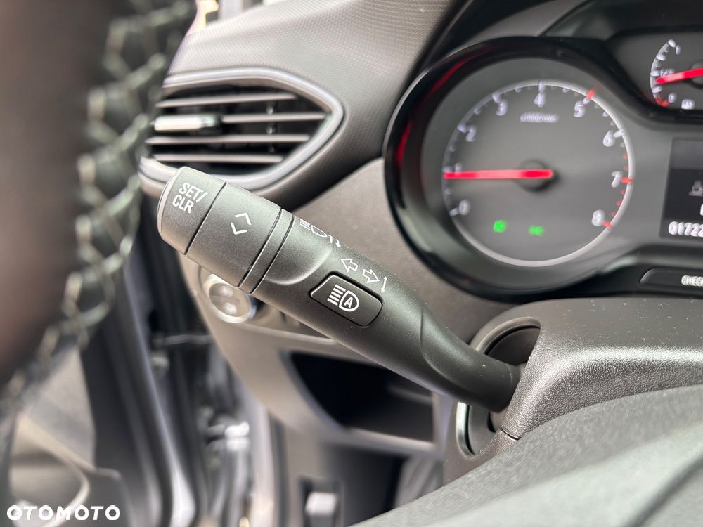 Opel Crossland 1.2 T GS Line Plus Pack - 33