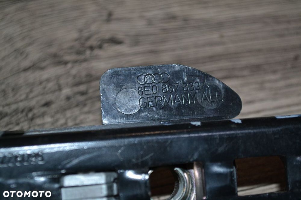 AUDI A4 B6 B7 A6 C6 SUPERB REGULACJA WYSOKOŚCI PASA BEZPIECZEŃSTWA 8E0857833E 8E0857833A - 2
