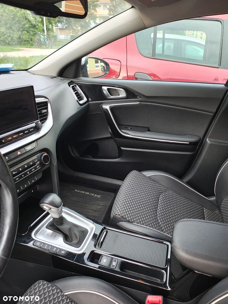 Kia XCeed 1.6 GDI PHEV L DCT - 16