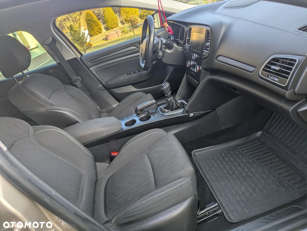 Renault Megane 1.2 Energy TCe Limited 2018 - 11