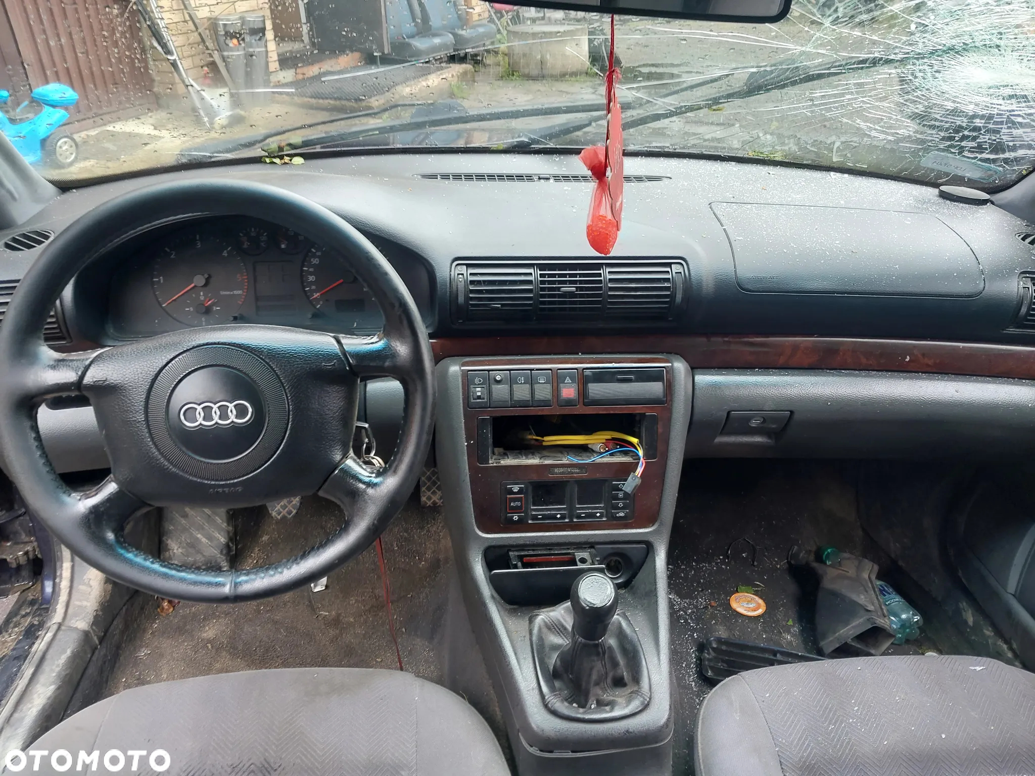 Audi A4 B5 Kombi Avant silnik kompletny 1.9 AHU 90KM skrzynia biegów DVS drzwi lewe przód tył błotnik lewy klapa bagażnika zderzak maska LZ5L hak holowniczy szyba kierownica skórzana tunel środkowy panel maglownica turbina mcperson belka tył tylna dekory drewniane stacyjka schowek zacisk hamulcowy sprzęgło dwumasa CAŁY NA CZĘŚCI WSZYSTKIE CZĘŚCI - 16