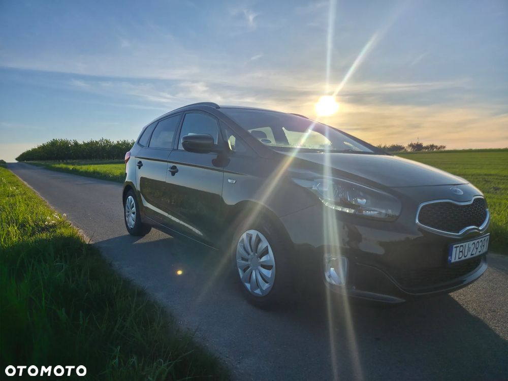 Kia Carens 1.7 CRDi L - 1