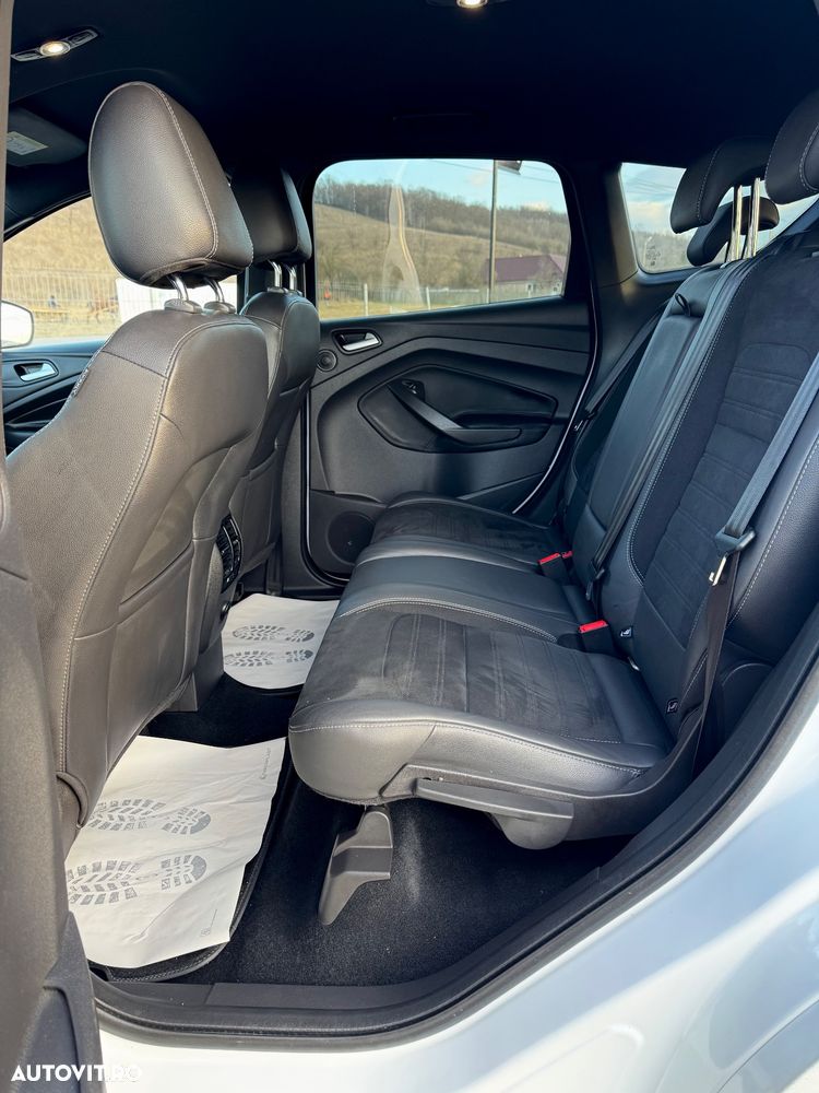 Ford Kuga 2.0 TDCi 4x4 ST-Line - 7