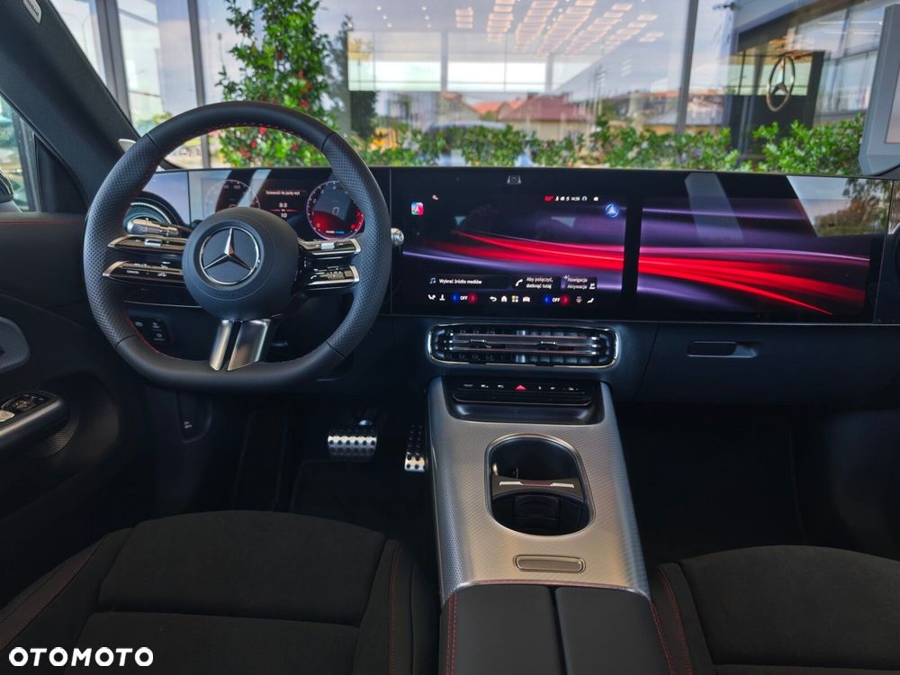 Mercedes-Benz CLA - 17