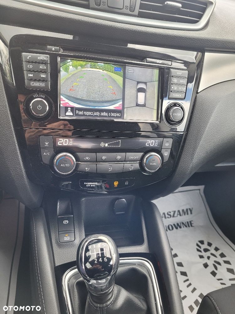Nissan Qashqai 1.6 DIG-T N-Connecta - 12