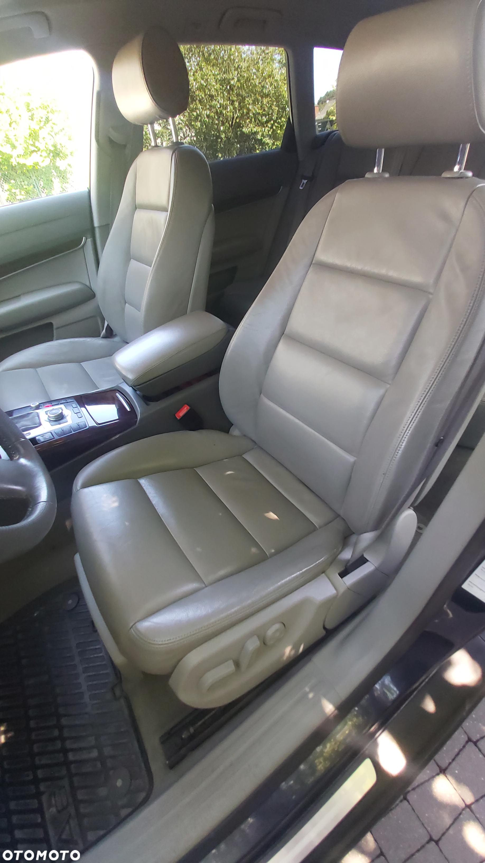Audi A6 Avant 3.2 FSI tiptronic quattro - 25