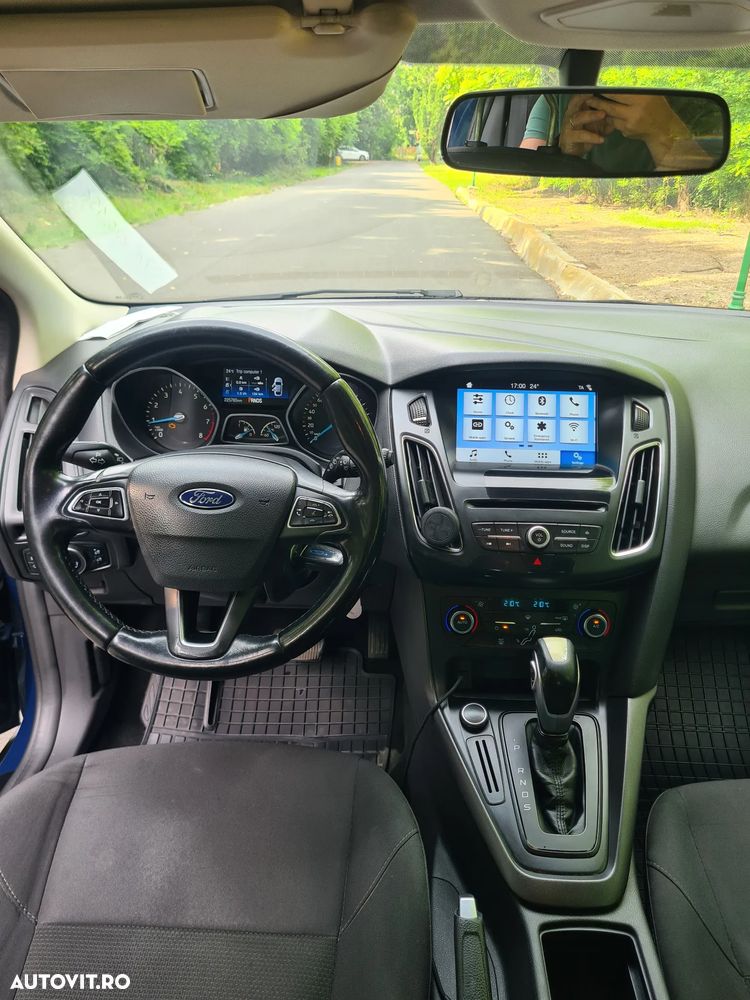 Ford Focus - 9