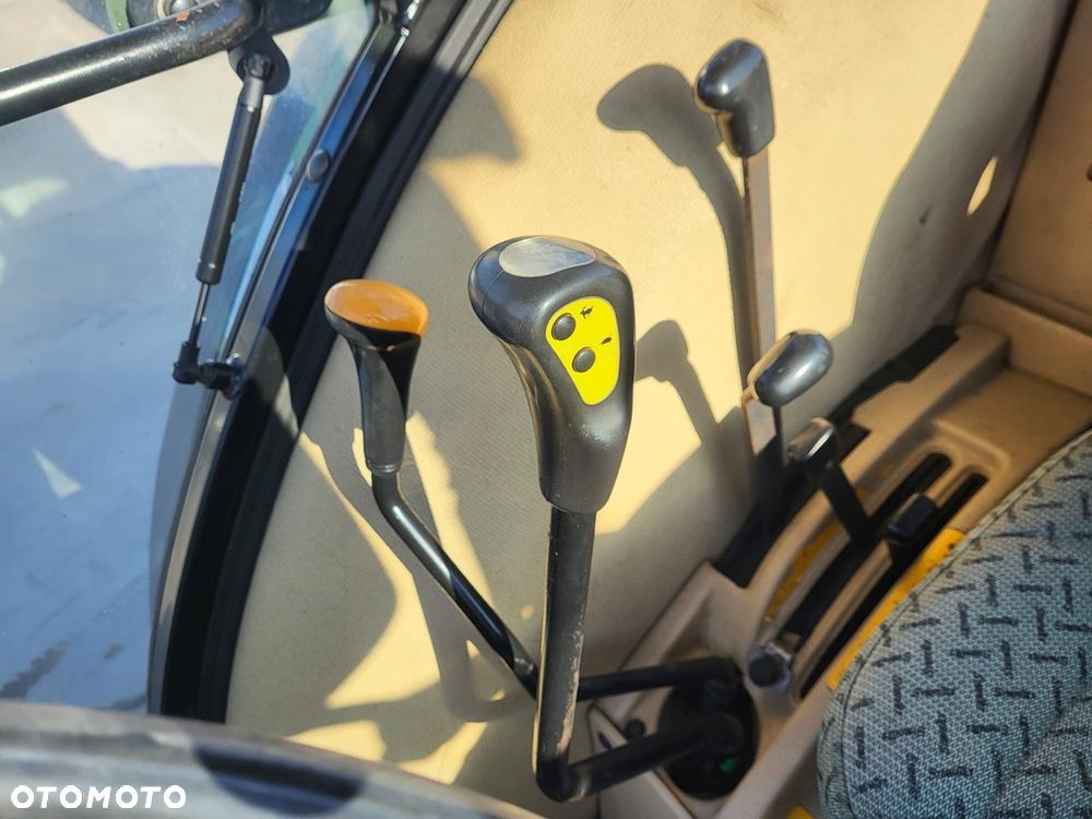 John Deere 5510 - 18