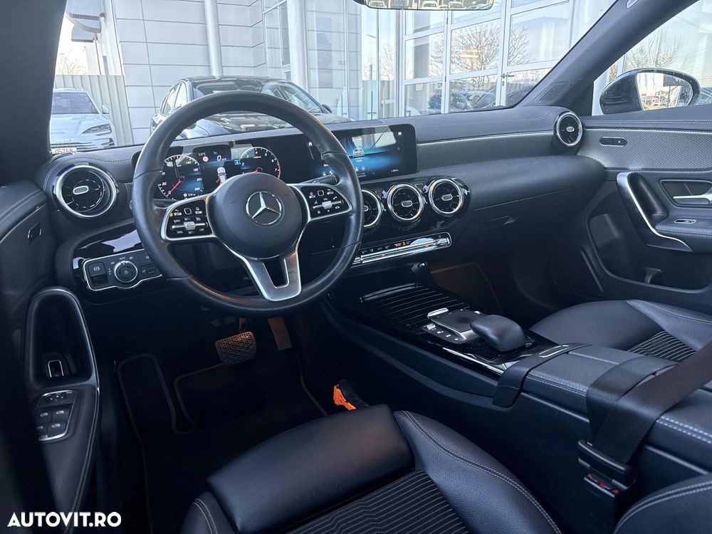 Mercedes-Benz CLA - 12