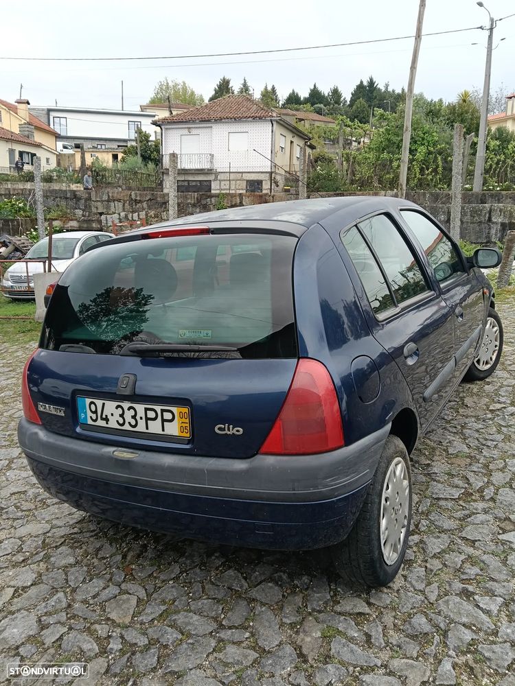 Renault Clio 1.2 RT - 3