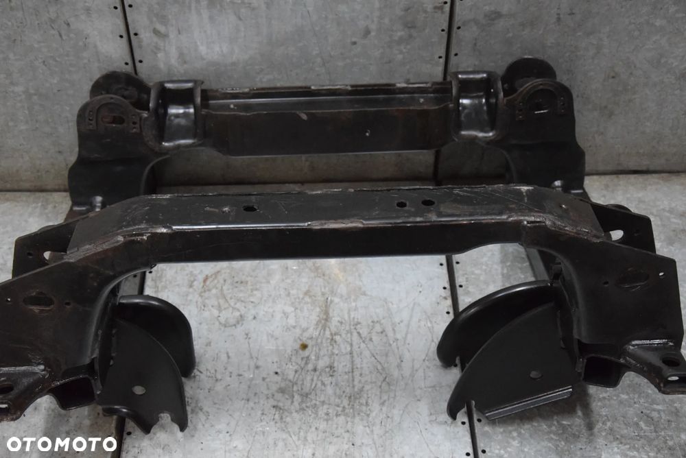 JEEP CHEROKEE KJ SANKI PRZÓD BELKA - 17