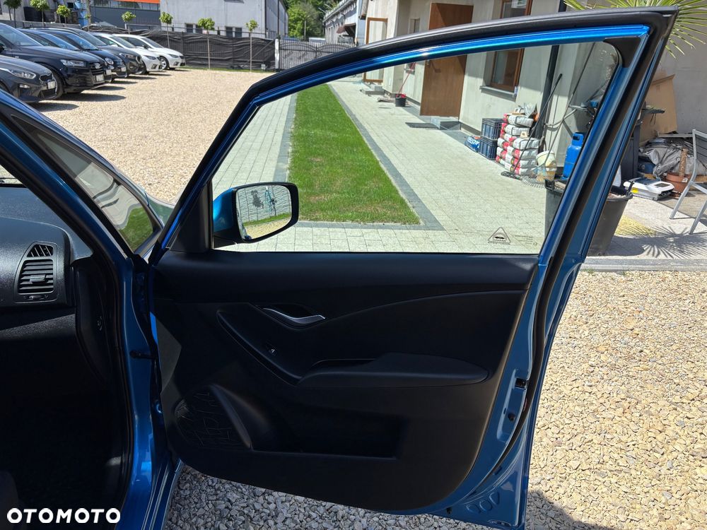 Hyundai ix20 1.4 blue - 26