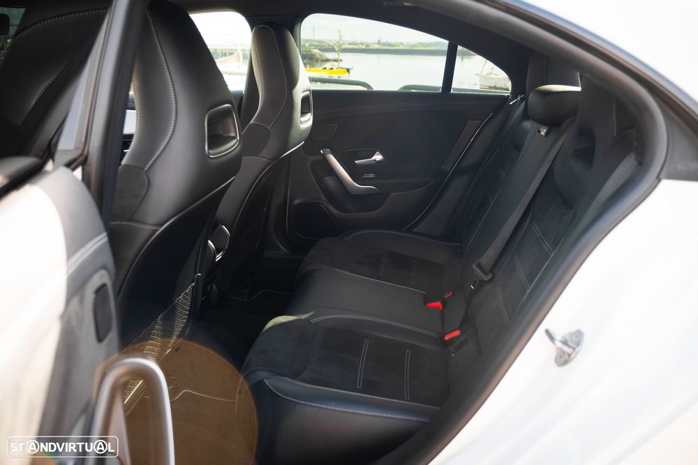 Mercedes-Benz CLA 250 e 8G-DCT Edition AMG Line - 38