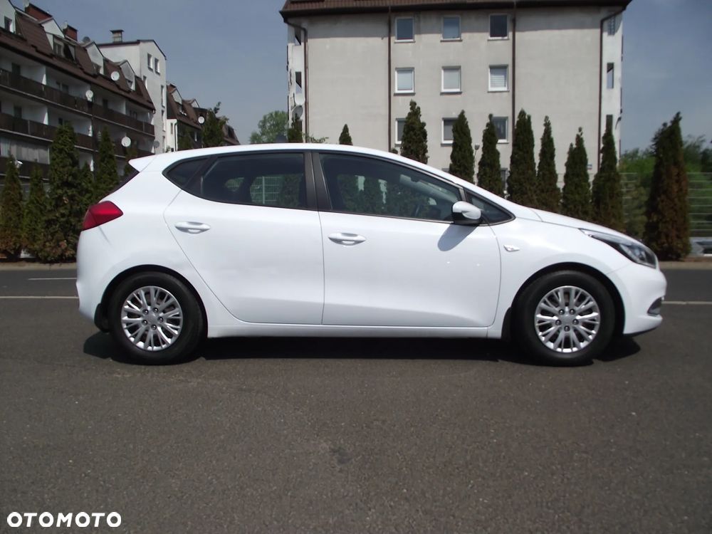 Kia Ceed 1.4 S - 6