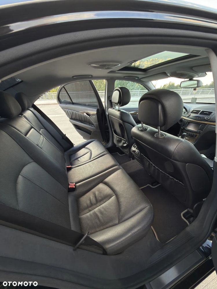 Mercedes-Benz Klasa E 320 CDI 7G-TRONIC Avantgarde DPF - 4