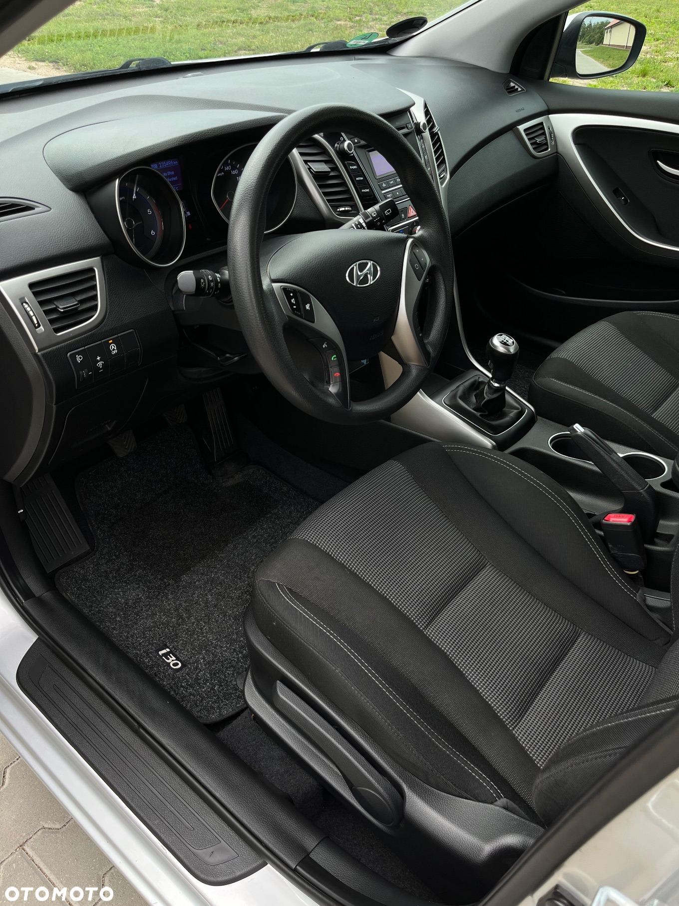 Hyundai i30 1.6 CRDi BlueDrive Classic - 28