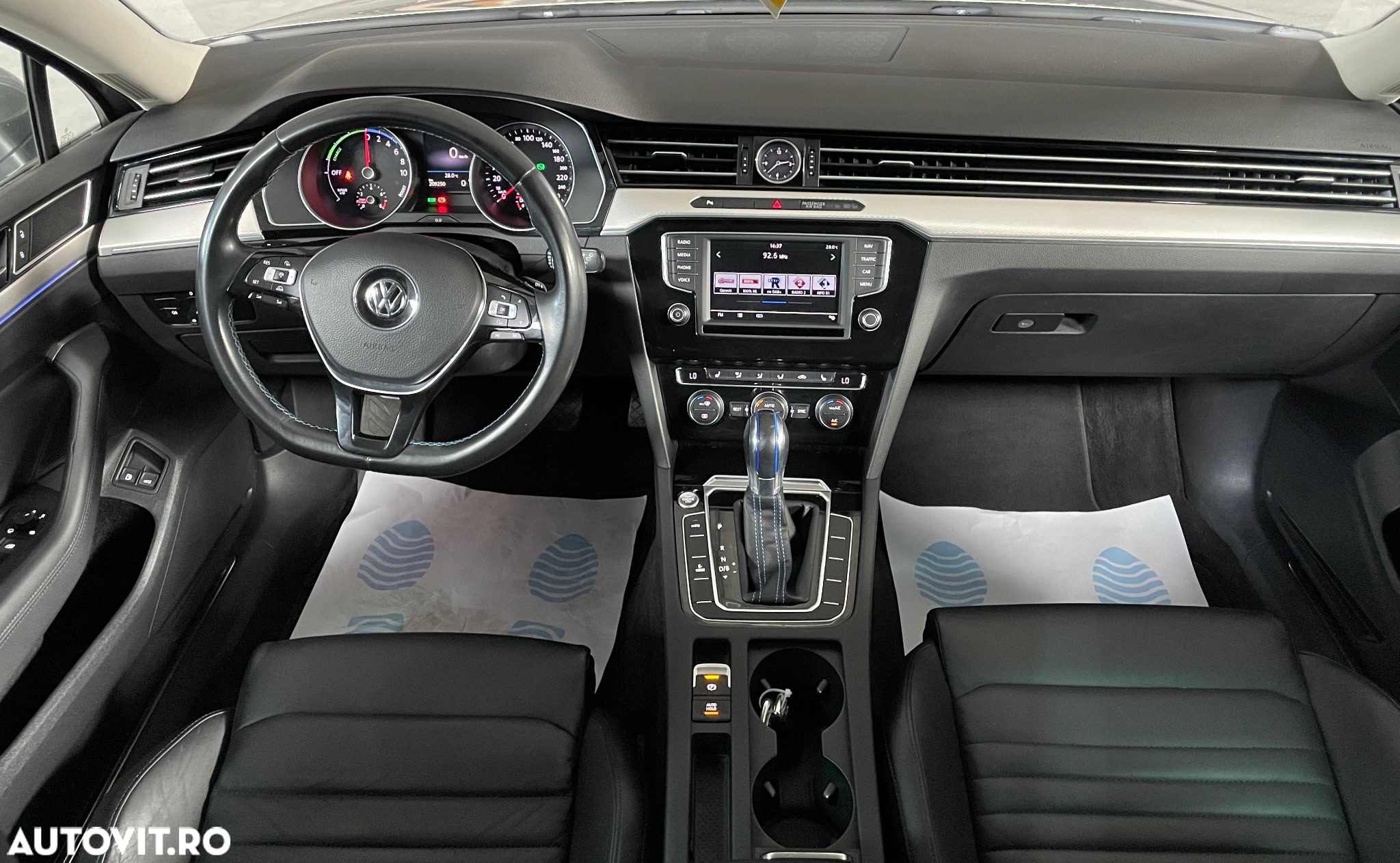 Volkswagen Passat Variant 1.4 TSI Plug-In-Hybrid DSG GTE - 33