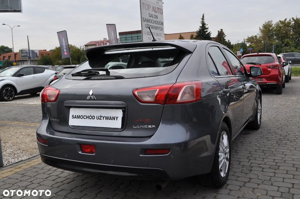 Mitsubishi Lancer 1.8 Inform LPG - 11