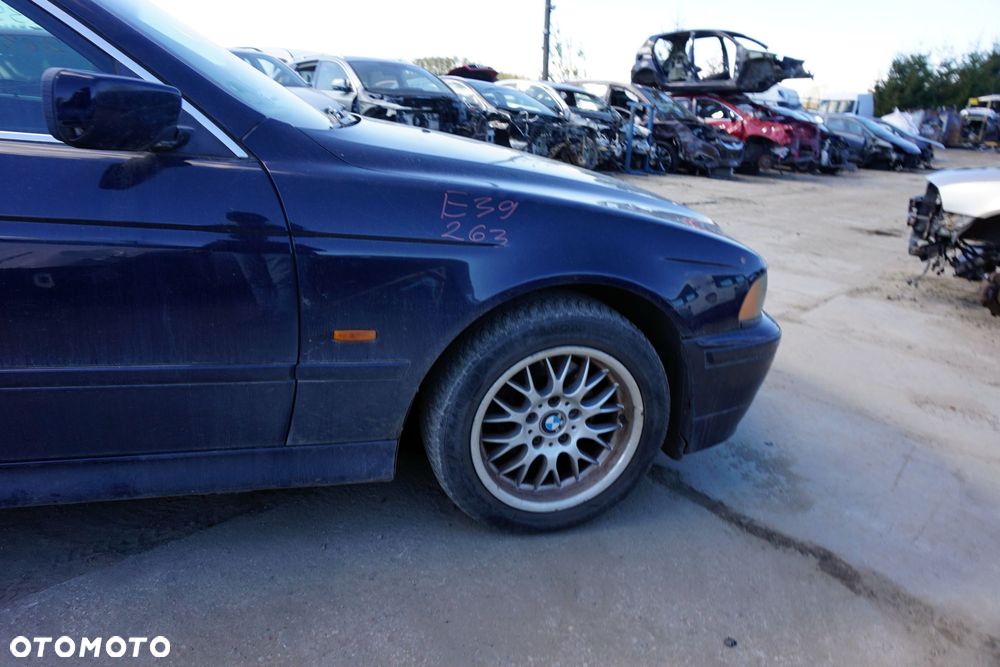 MASKA ZDERZAK BŁOTNIKI LAMPY 5 E39 263  BMW 1995-2000 GRANATOWY PRZÓD KOMPLETNY - 17