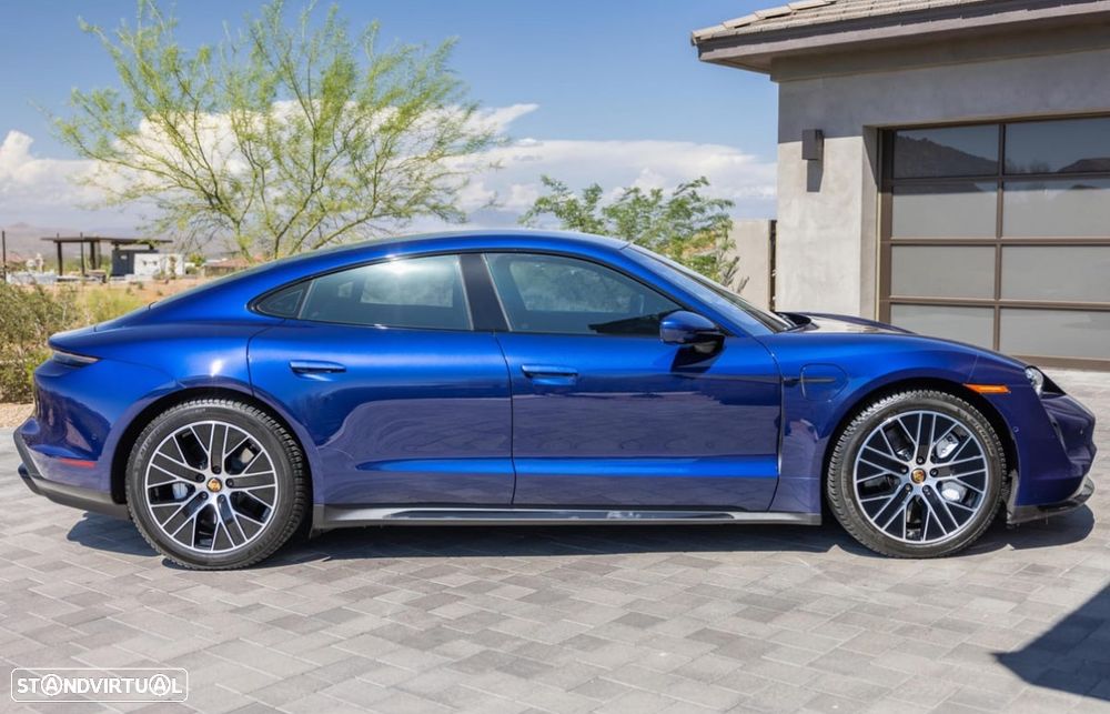 Porsche Taycan 4S - 3