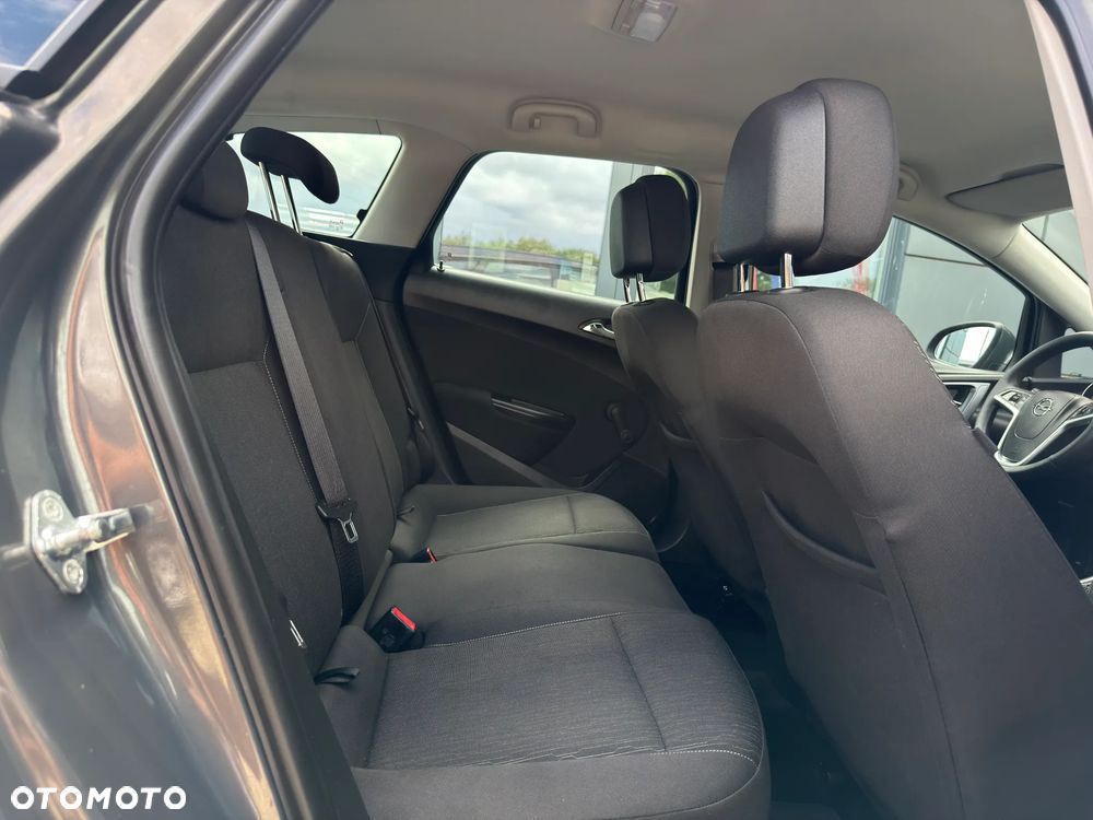Opel Astra 1.4 Cosmo - 27