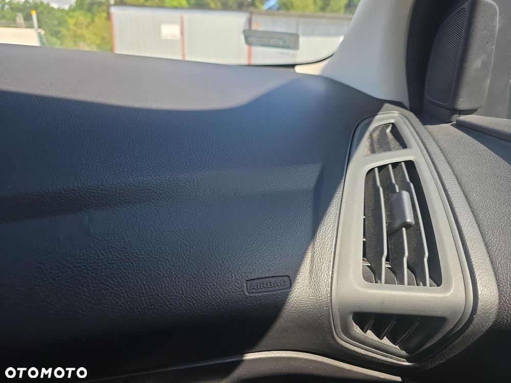 Ford Focus 1.5 TDCi Trend - 22
